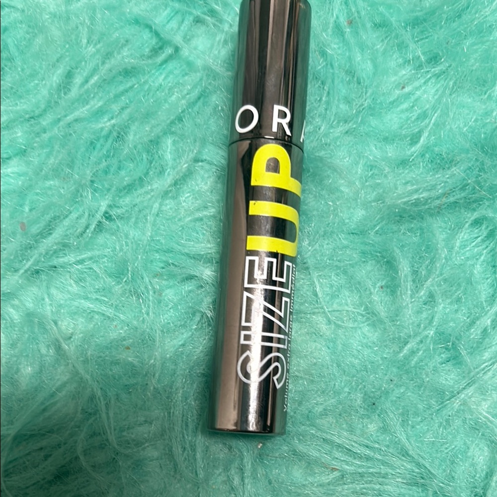 Sephora Size Up Mascara - Black and Yellow